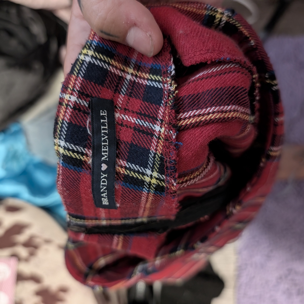 Brandy Melville Red Plaid Mini Skirt - Picture 5 of 7